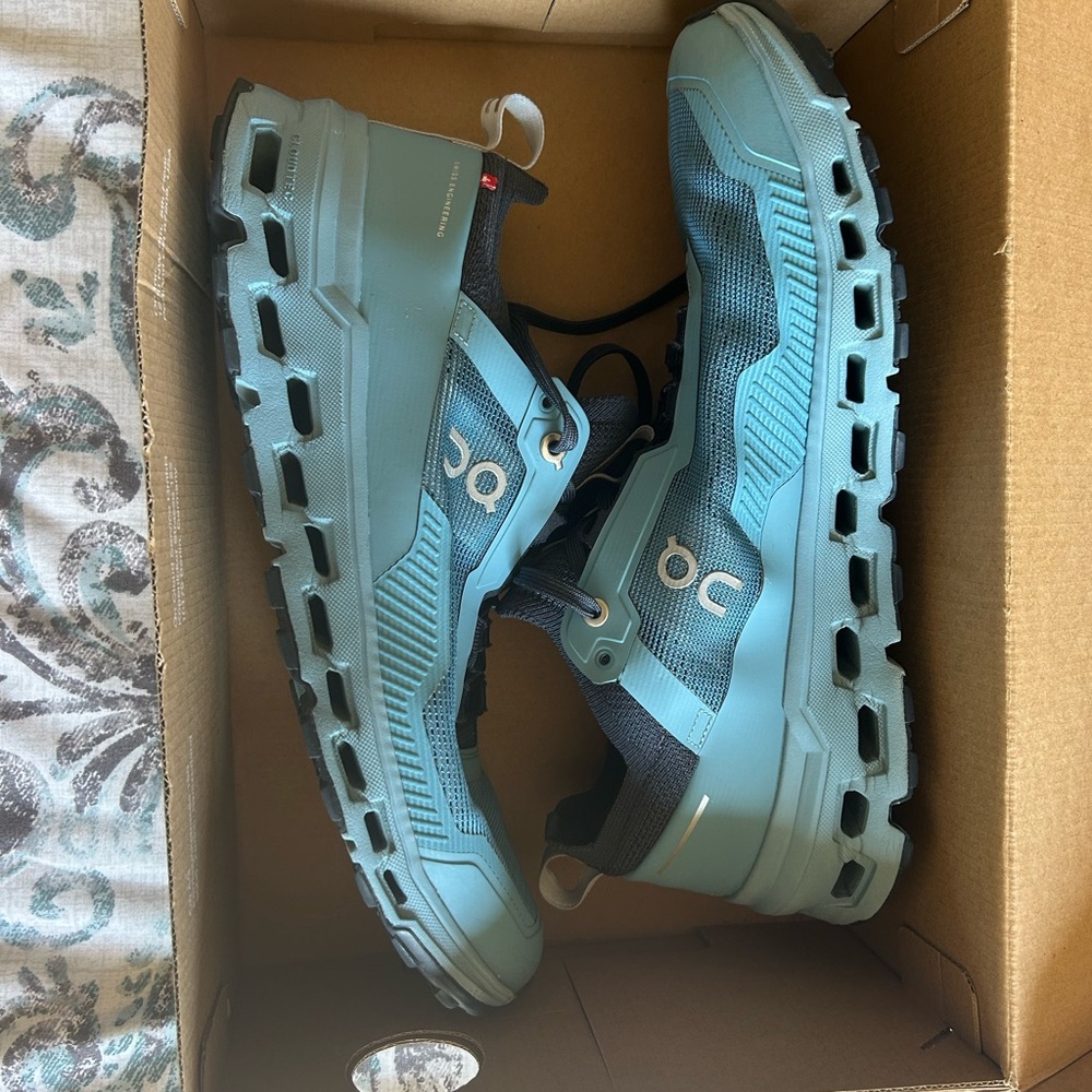 Used On Running Men’s Ice Blue Sneakers
